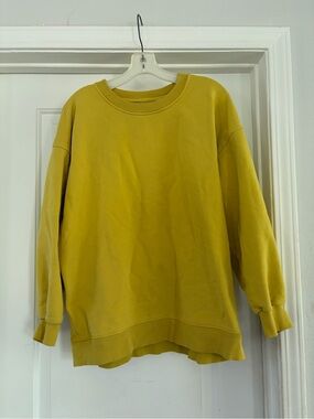 Lululemon Oversized Crew Yellow Crewneck Sweatshirt estimated Med/10
